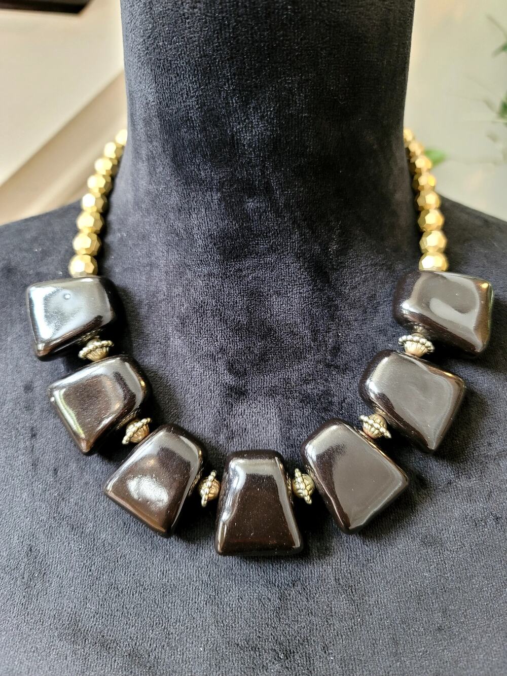 Vintage Black Lucite Chunky Bead Necklace Gold Tone Statement Collar Necklace
